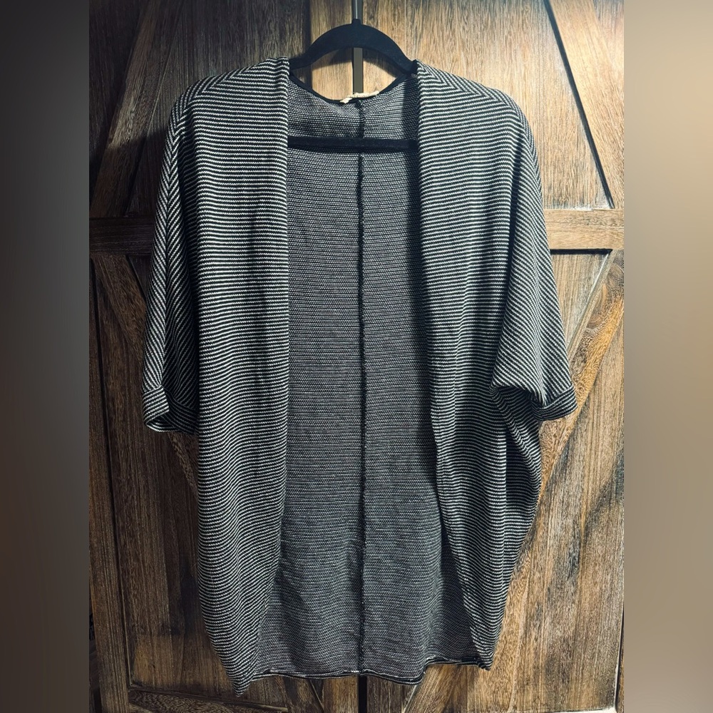 Lightweight cardigan